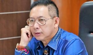 Ketua DPRD Medan (2)